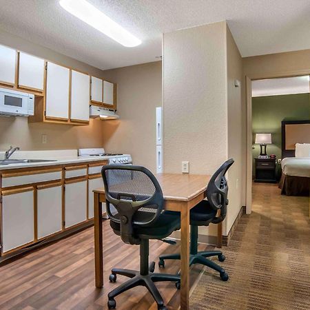 Extended Stay America Suites - Oklahoma City - Northwest Екстериор снимка