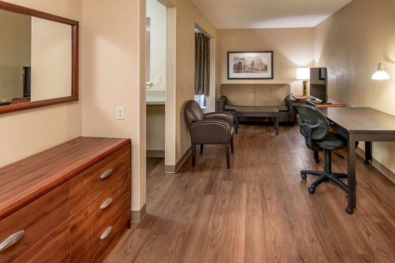 Extended Stay America Suites - Oklahoma City - Northwest Екстериор снимка