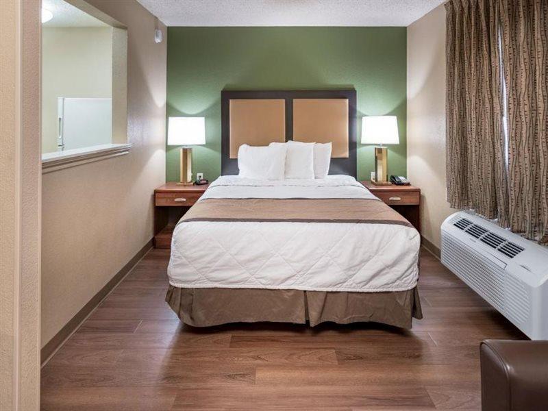 Extended Stay America Suites - Oklahoma City - Northwest Екстериор снимка