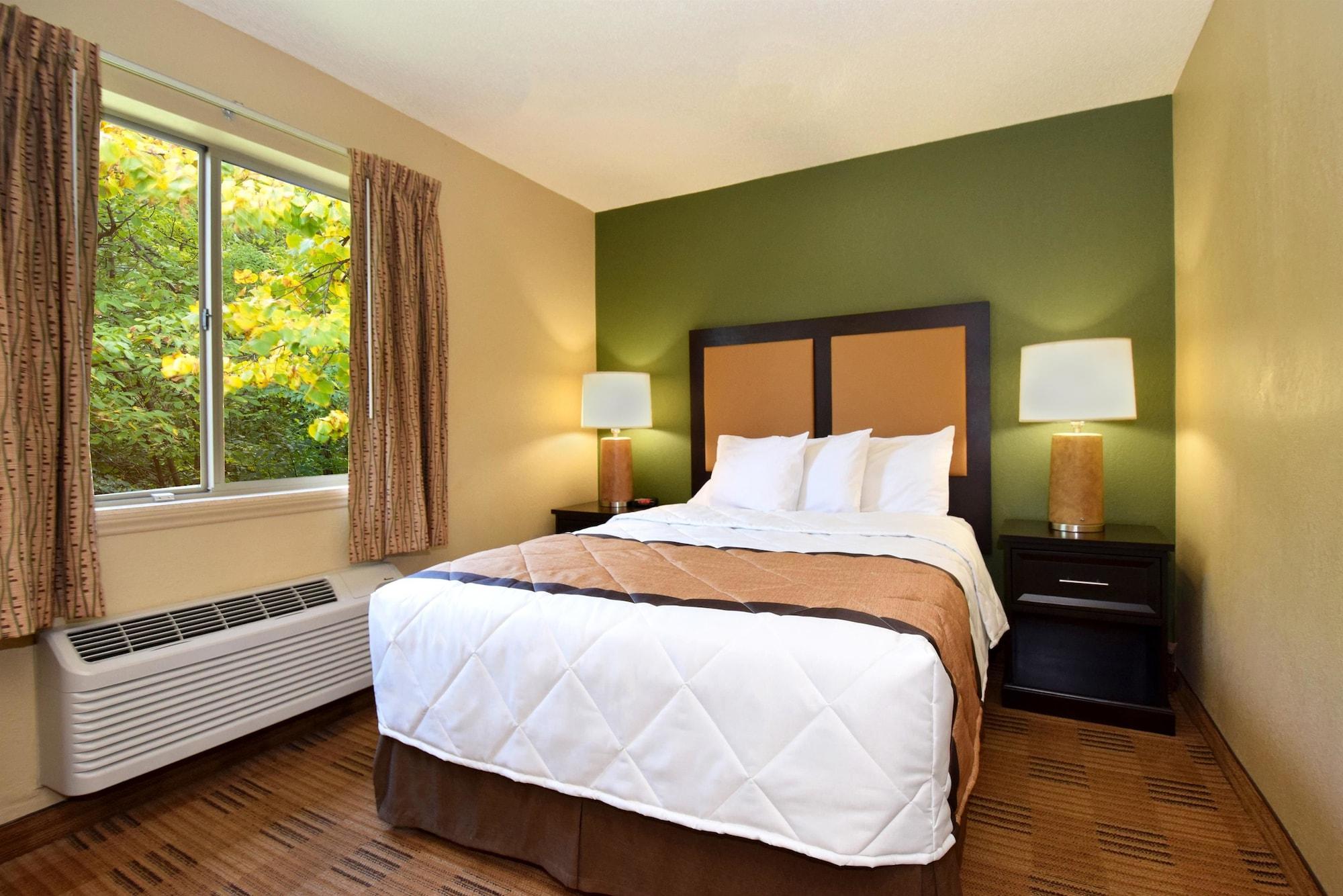 Extended Stay America Suites - Oklahoma City - Northwest Екстериор снимка