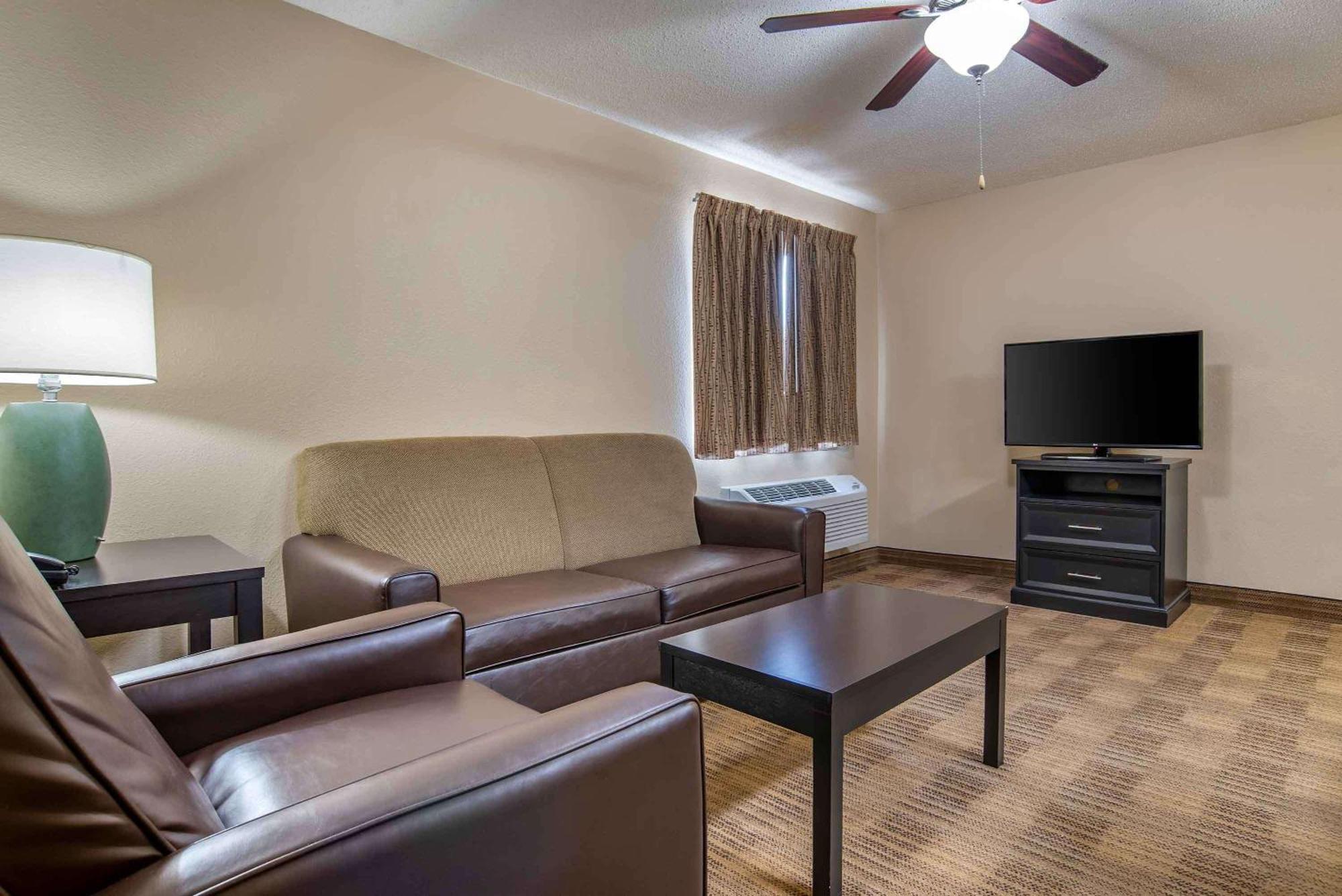 Extended Stay America Suites - Oklahoma City - Northwest Екстериор снимка