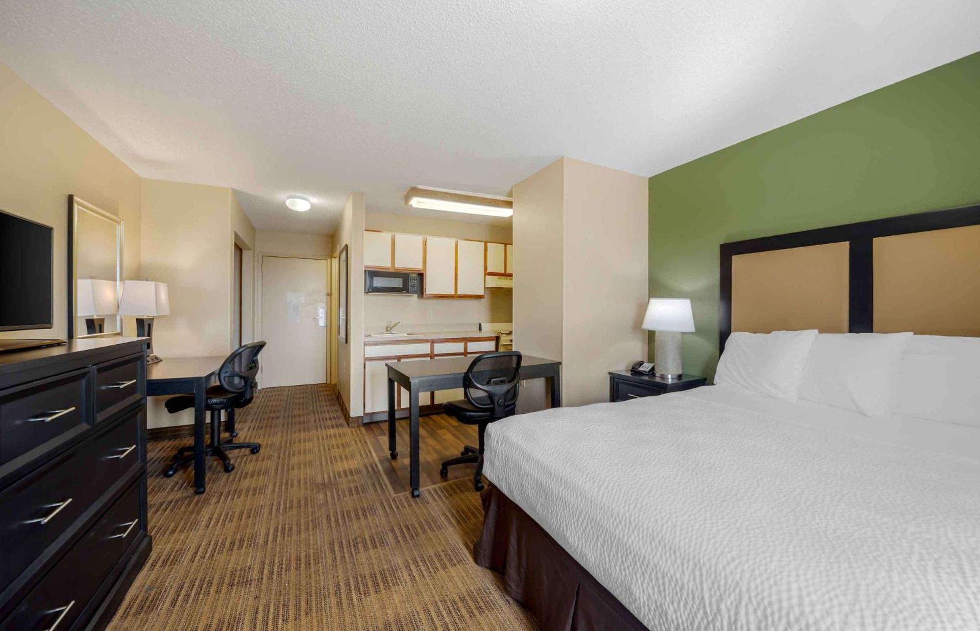 Extended Stay America Suites - Oklahoma City - Northwest Екстериор снимка